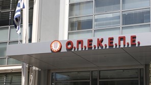 Σκάνδαλο ΟΠΕΚΕΠΕ: Γαλάζιες γκρίνιες και ισχυρό πρέσινγκ από την Αντιπολίτευση